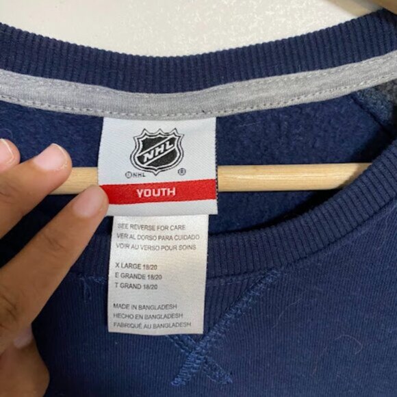 NHL Toronto Maple Leafs Youth Crewneck Sweatshirt Size XL (18/20) - Picture 5 of 7